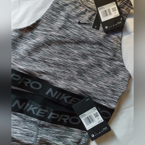 Nike Pro Space Dye Cropped 2pc Training Set - Picture 5 of 7